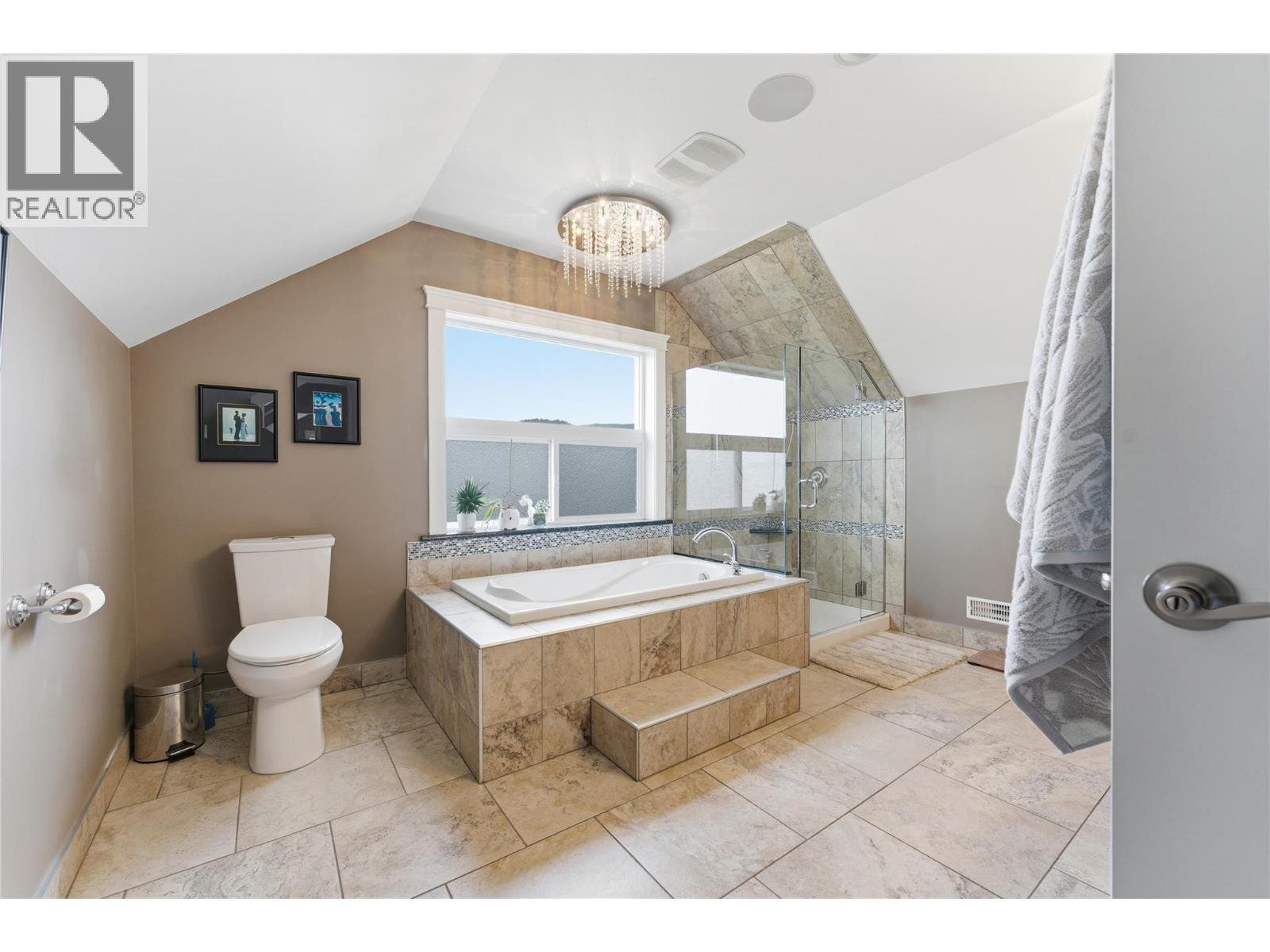 5928 L & A Road, Vernon, British Columbia  V1B 3P9 - Photo 42 - 10381422