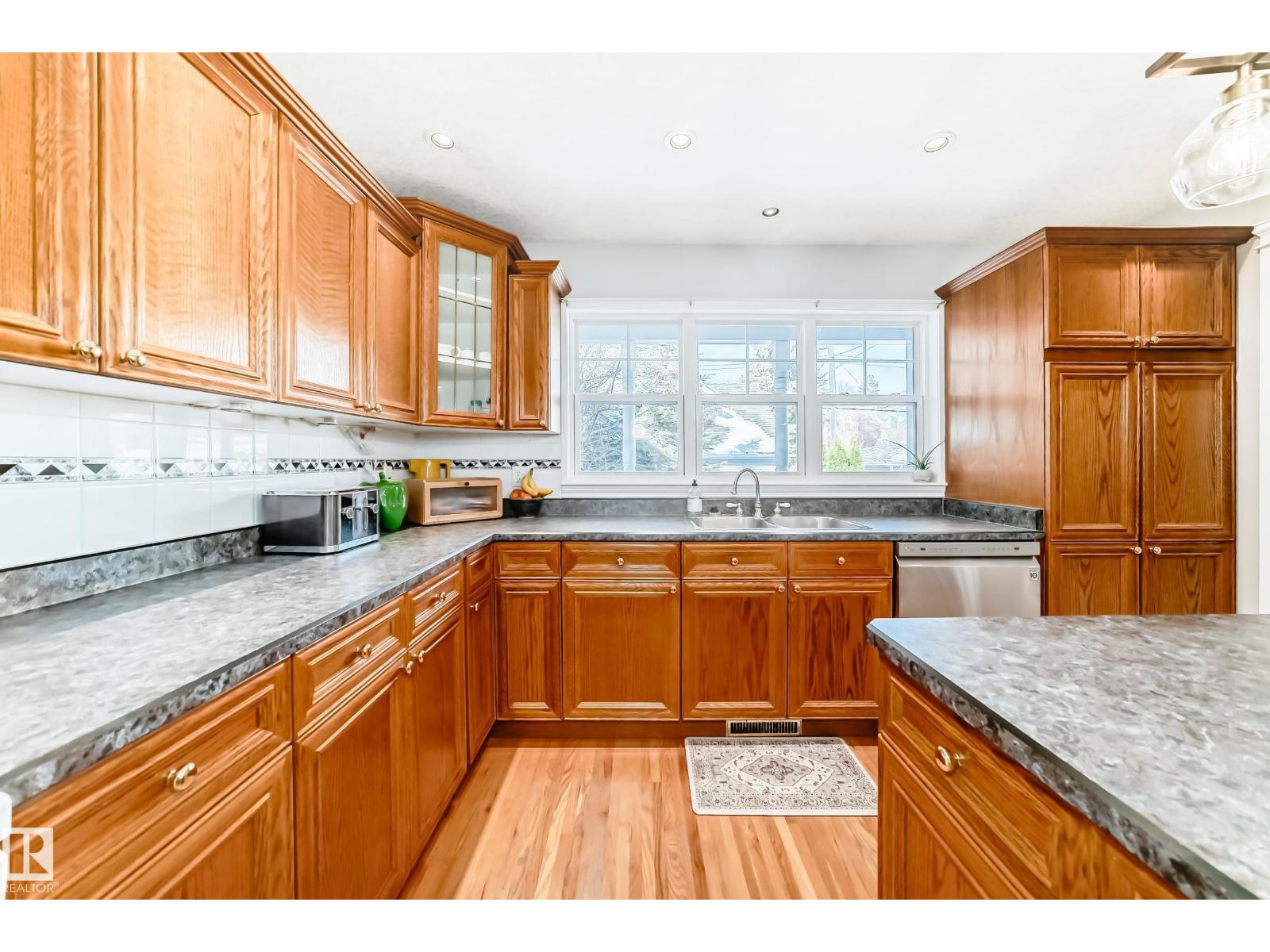 10812 128 St Nw, Edmonton, Alberta  T5M 0W2 - Photo 24 - E4480470