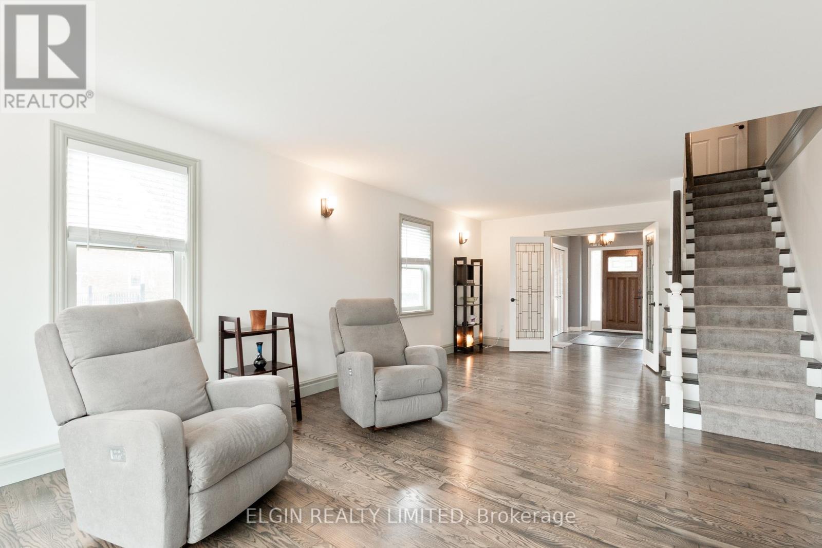 219 Sunset Drive, St. Thomas, Ontario  N5R 3C2 - Photo 9 - X12954550