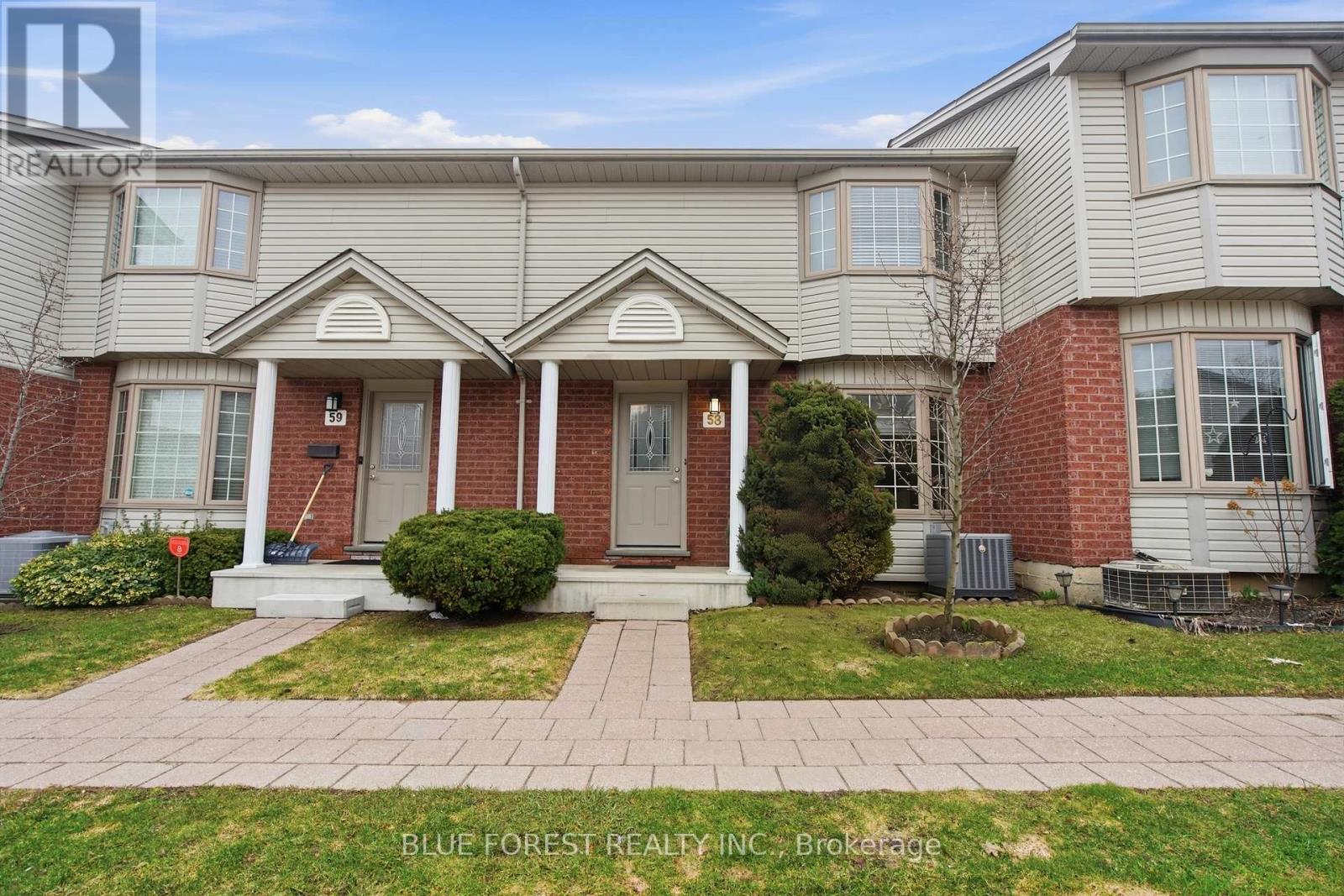 58 - 70 CHAPMAN COURT, London North, Ontario