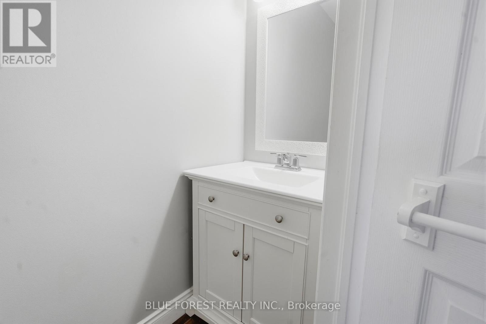 58 - 70 Chapman Court, London North, Ontario  N6G 4Z4 - Photo 16 - X12954590