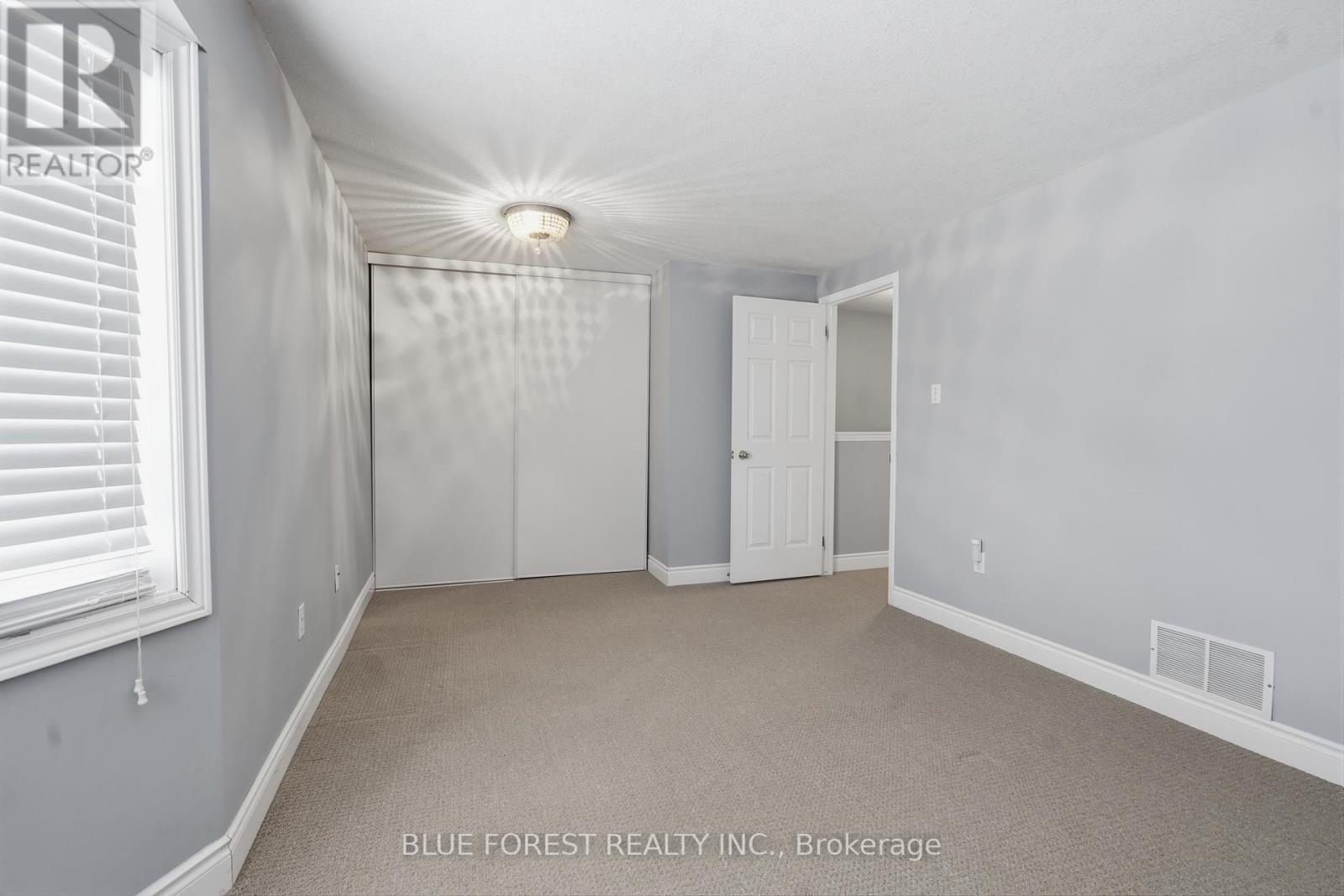 58 - 70 Chapman Court, London North, Ontario  N6G 4Z4 - Photo 18 - X12954590