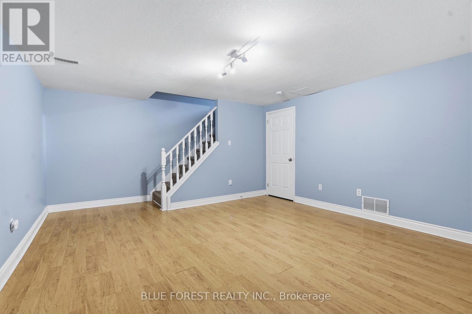 58 - 70 Chapman Court, London North, Ontario  N6G 4Z4 - Photo 26 - X12954590