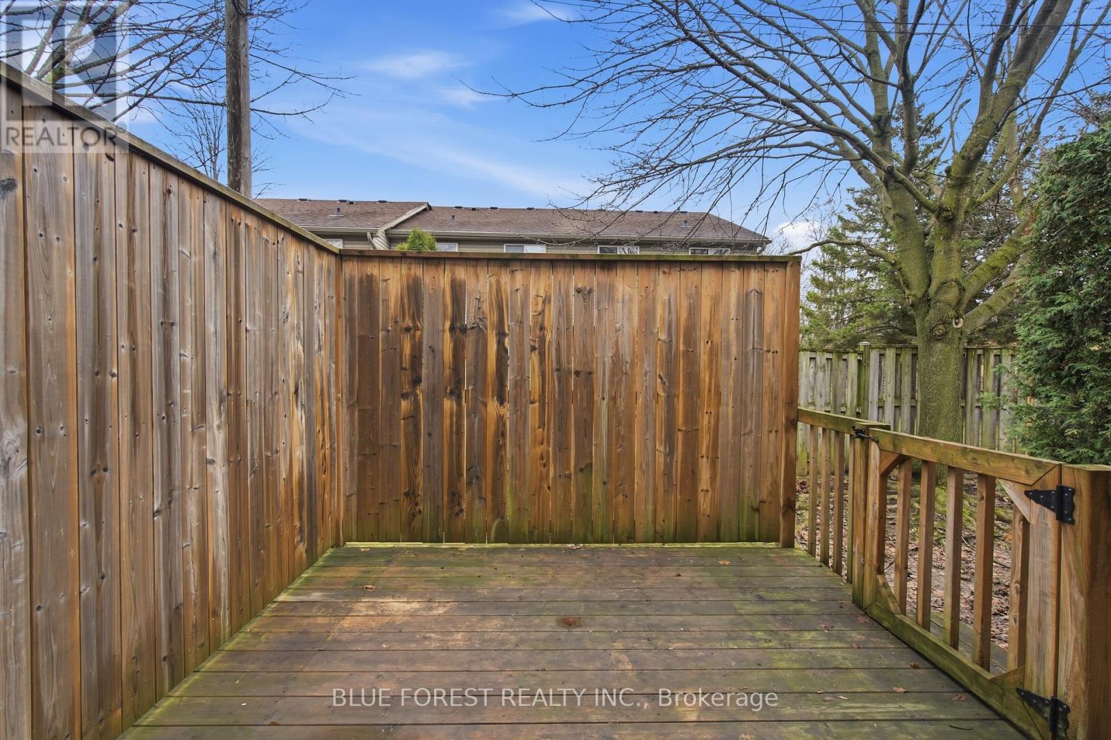 58 - 70 Chapman Court, London North, Ontario  N6G 4Z4 - Photo 27 - X12954590