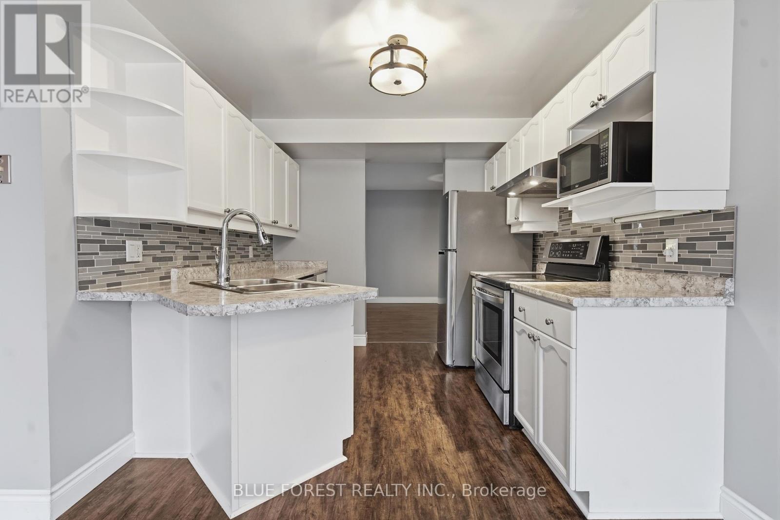 58 - 70 Chapman Court, London North, Ontario  N6G 4Z4 - Photo 8 - X12954590