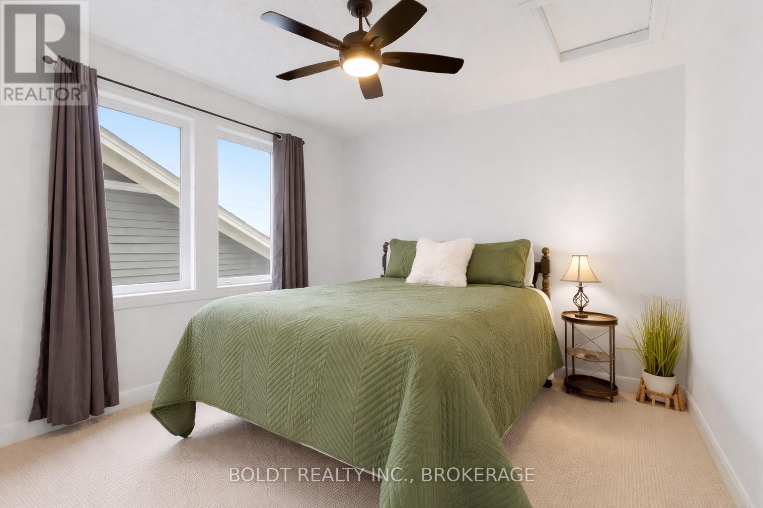 70 Beachwalk Crescent, Fort Erie, Ontario  L0S 1B0 - Photo 24 - X12953006