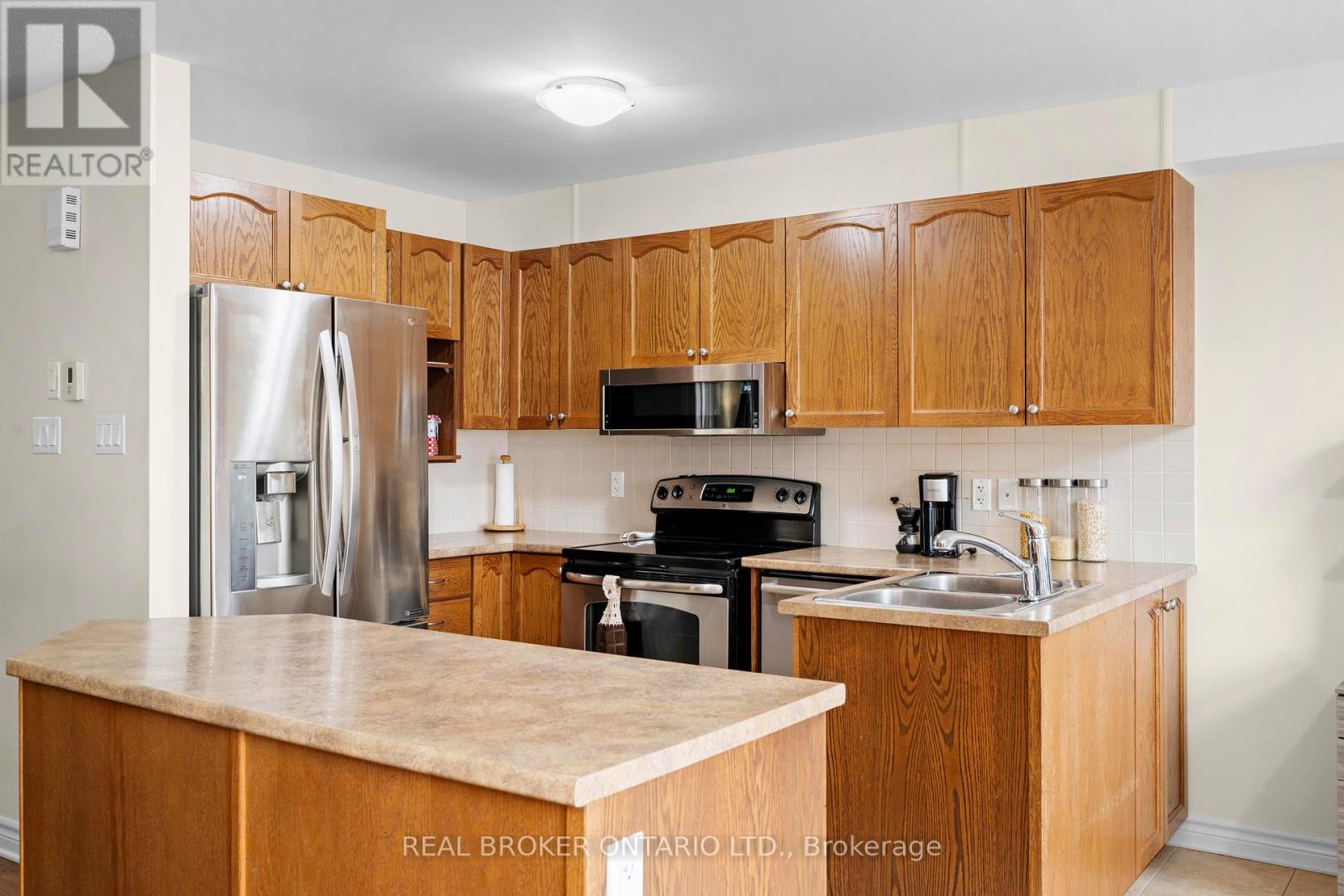 716 Whaley Ridge, Ottawa, Ontario  K4A 0P7 - Photo 14 - X12954542