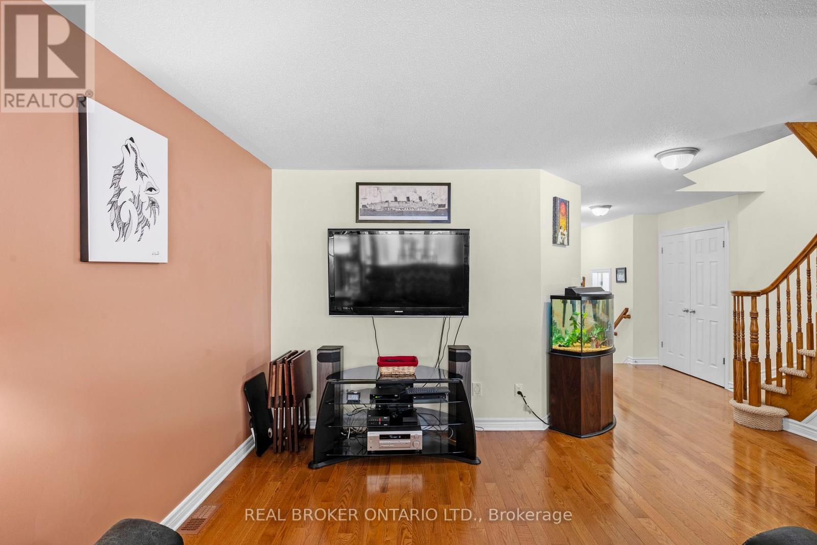 716 Whaley Ridge, Ottawa, Ontario  K4A 0P7 - Photo 9 - X12954542