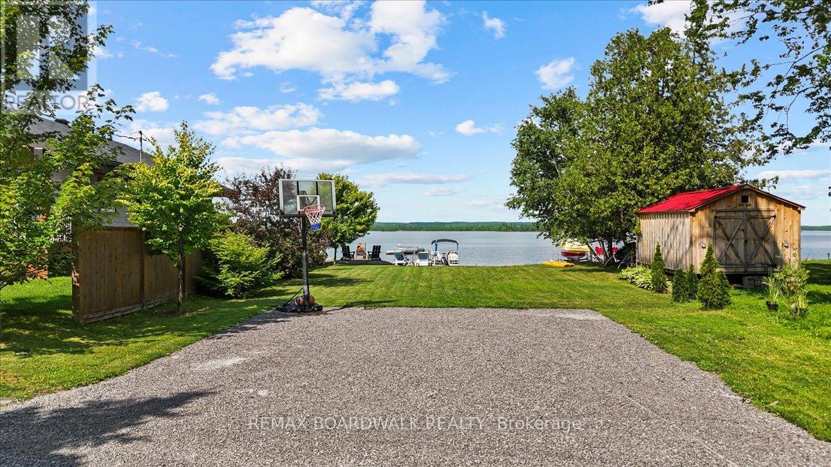 9 Skebo Lane, Horton, Ontario  K7V 3Z8 - Photo 4 - X12954598