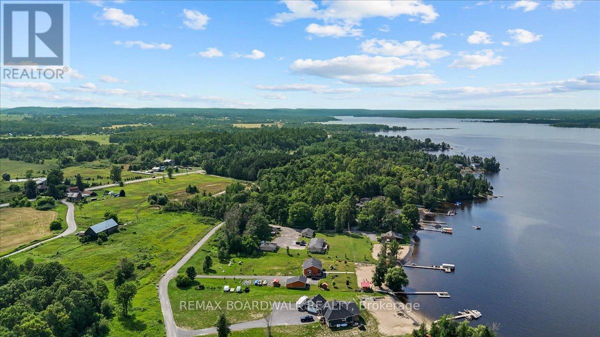 9 Skebo Lane, Horton, Ontario  K7V 3Z8 - Photo 7 - X12954598