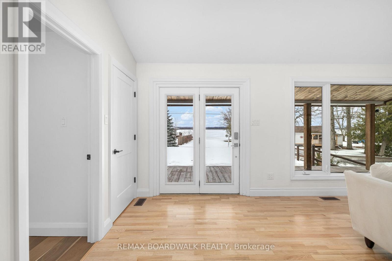 9 Skebo Lane, Horton, Ontario  K7V 3Z8 - Photo 8 - X12954598