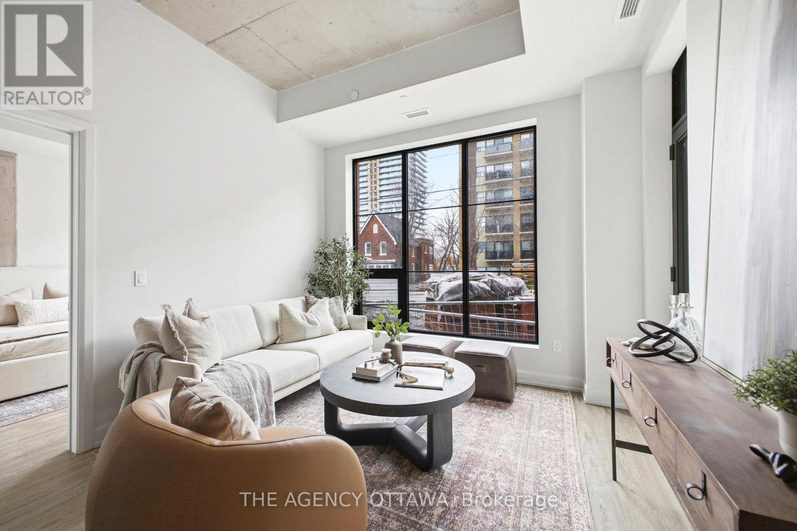 502 - 56 Bayswater Avenue, Ottawa, Ontario  K1Y 2E9 - Photo 4 - X12954606