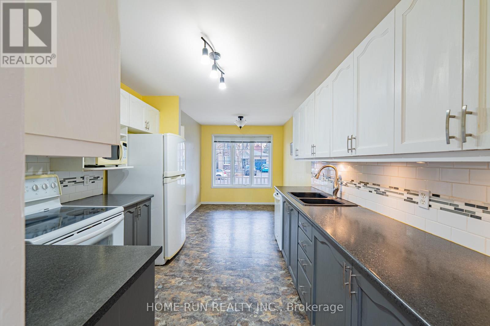 182 Windhurst Drive, Ottawa, Ontario  K2G 6J4 - Photo 17 - X12954610