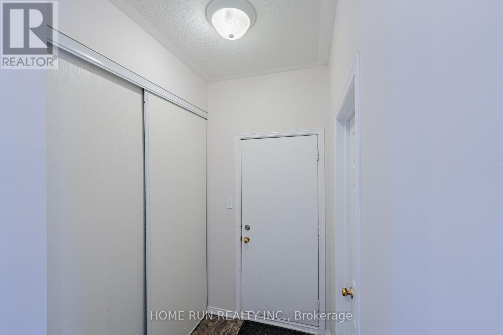 182 Windhurst Drive, Ottawa, Ontario  K2G 6J4 - Photo 4 - X12954610