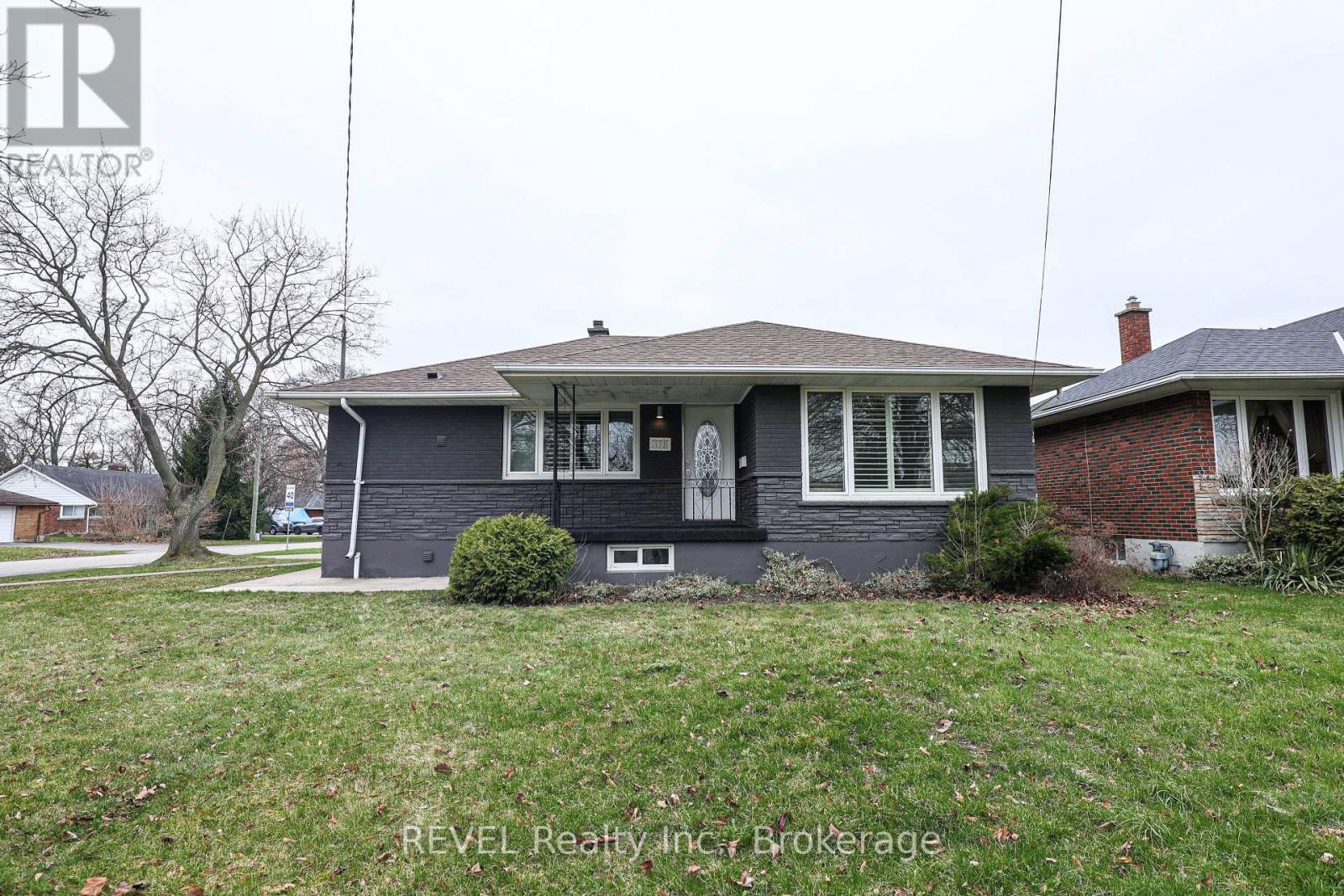 325 GRANTHAM AVENUE, St. Catharines, Ontario