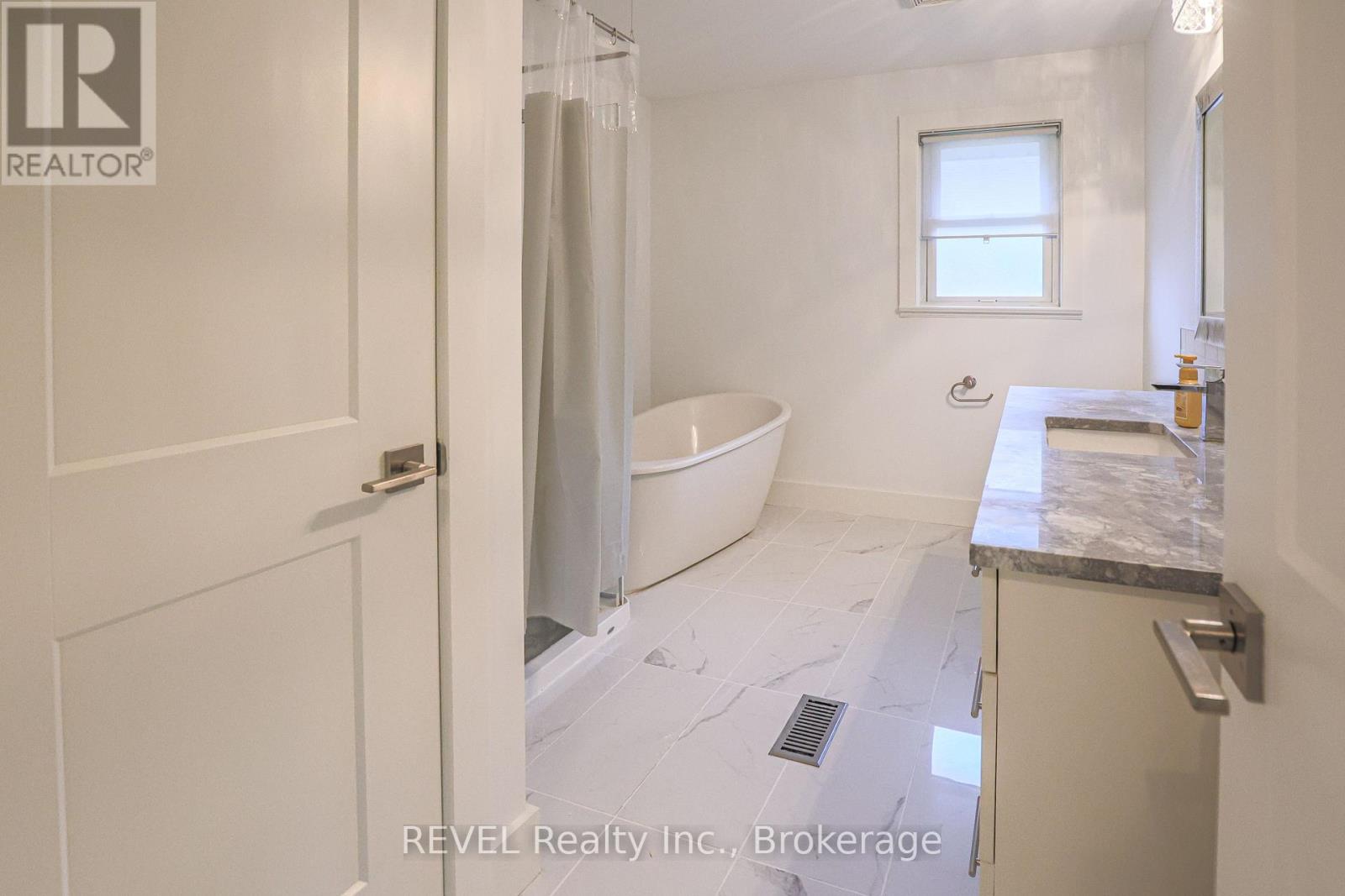 325 Grantham Avenue, St. Catharines, Ontario  L2M 5A8 - Photo 13 - X12954588