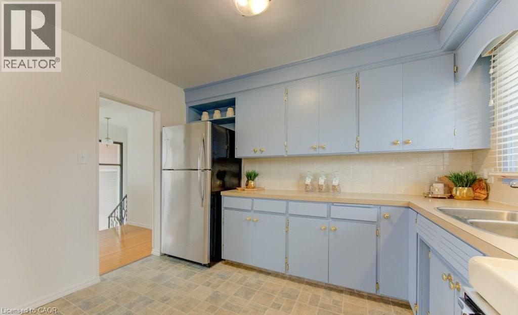 104 Burbank Road, Kitchener, Ontario  N2B 1E2 - Photo 21 - 40812327