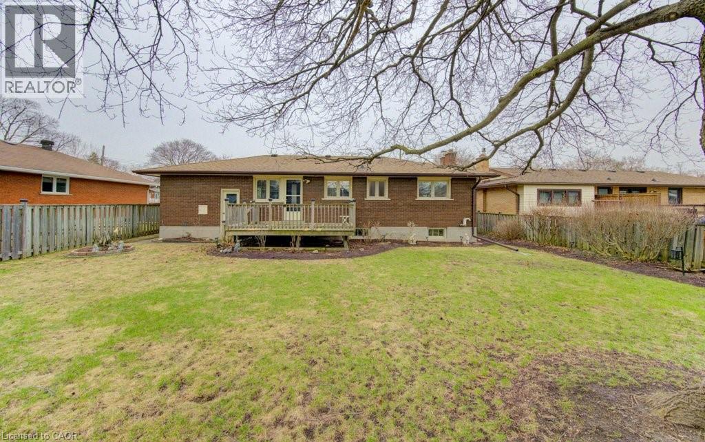 104 Burbank Road, Kitchener, Ontario  N2B 1E2 - Photo 39 - 40812327