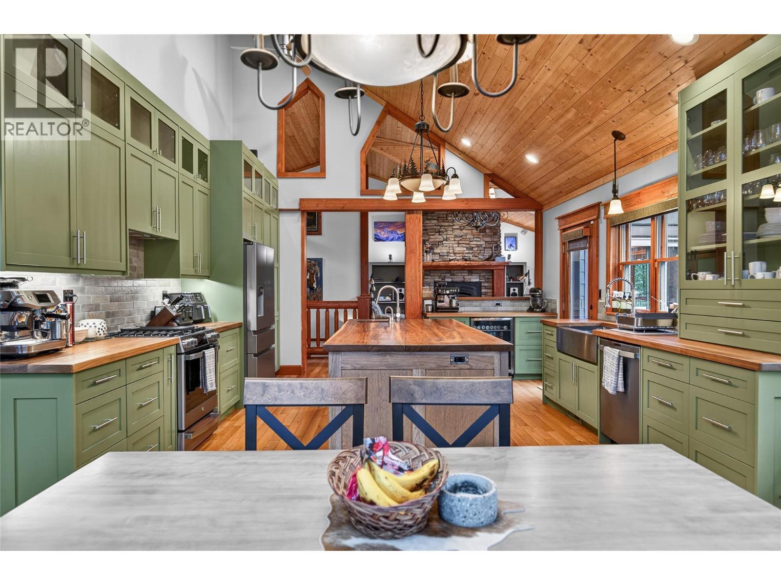 347 Forest Crowne Terrace, Kimberley, British Columbia  V1A 3G4 - Photo 4 - 10381999