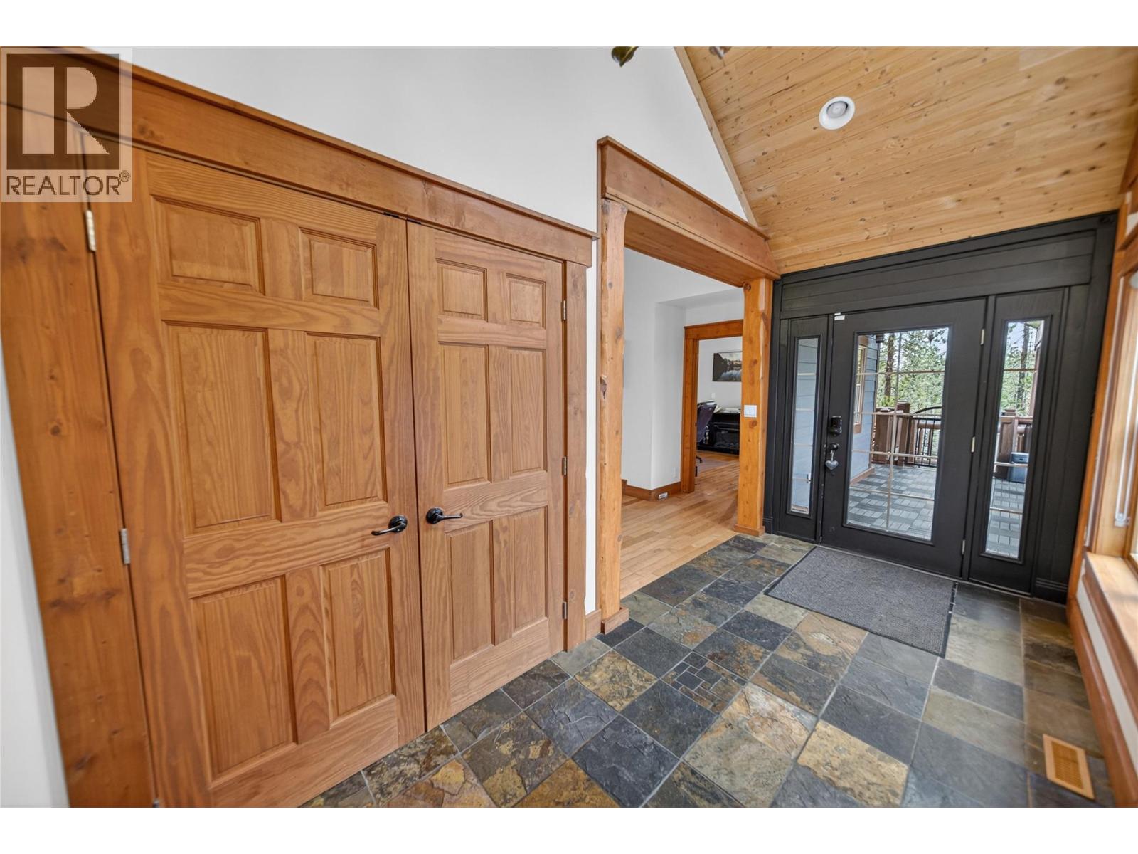 347 Forest Crowne Terrace, Kimberley, British Columbia  V1A 3G4 - Photo 6 - 10381999