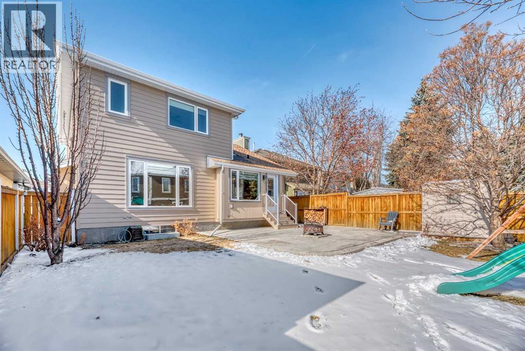 167 Douglasbank Mews Se, Calgary, Alberta  T2Z 2J5 - Photo 7 - A2298445