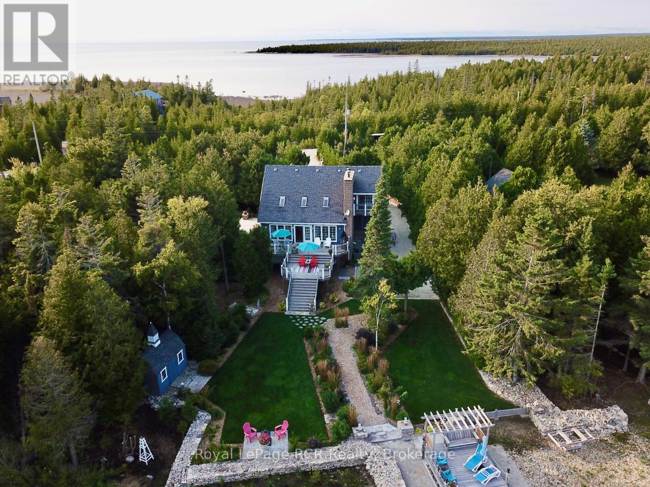 127 Pine Tree Harbour Road, Northern Bruce Peninsula, Ontario  N0H 1Z0 - Photo 3 - X12954586