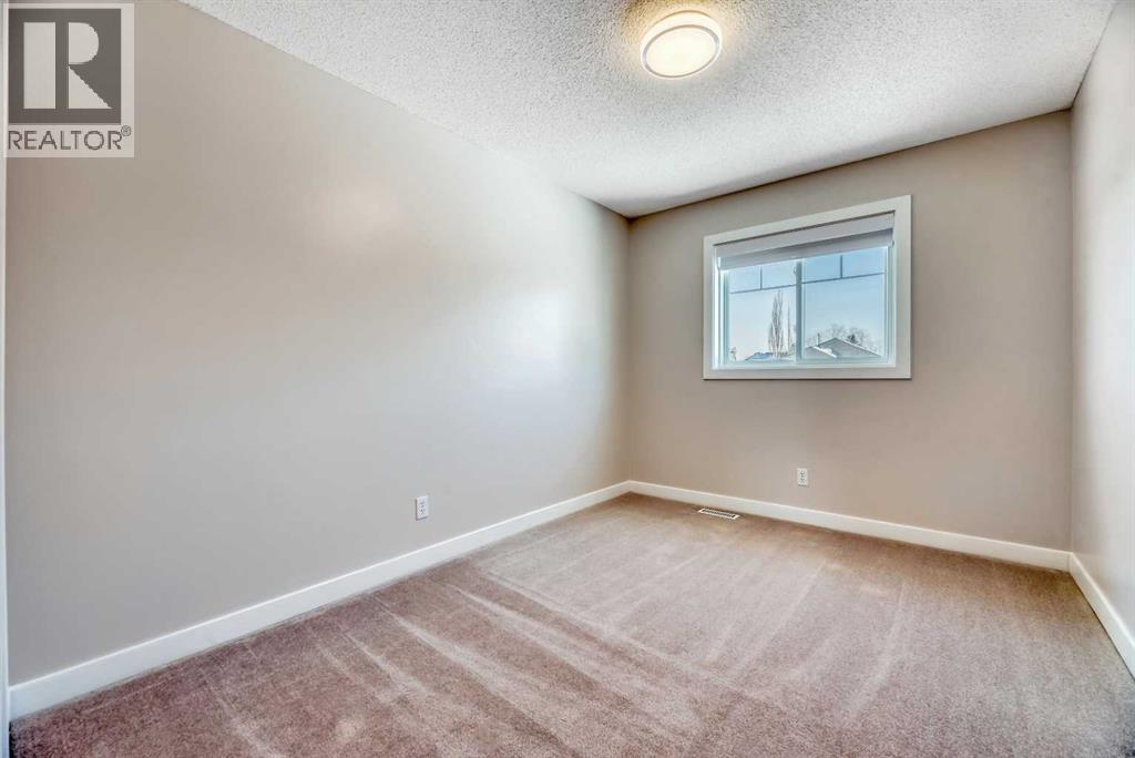 167 Douglasbank Mews Se, Calgary, Alberta  T2Z 2J5 - Photo 32 - A2298445