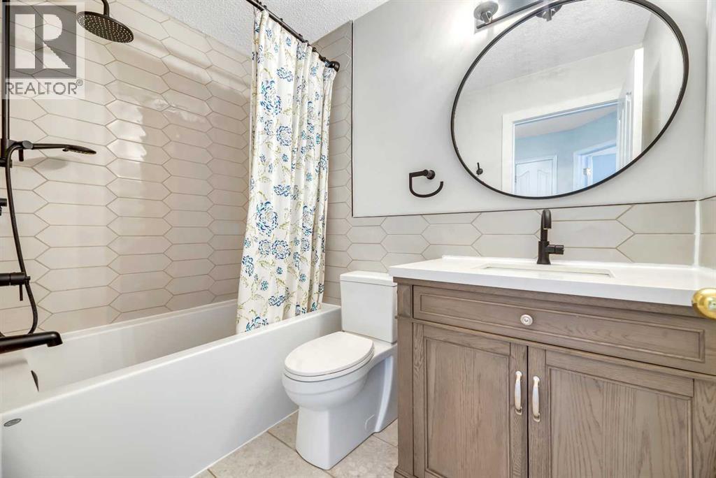 167 Douglasbank Mews Se, Calgary, Alberta  T2Z 2J5 - Photo 36 - A2298445