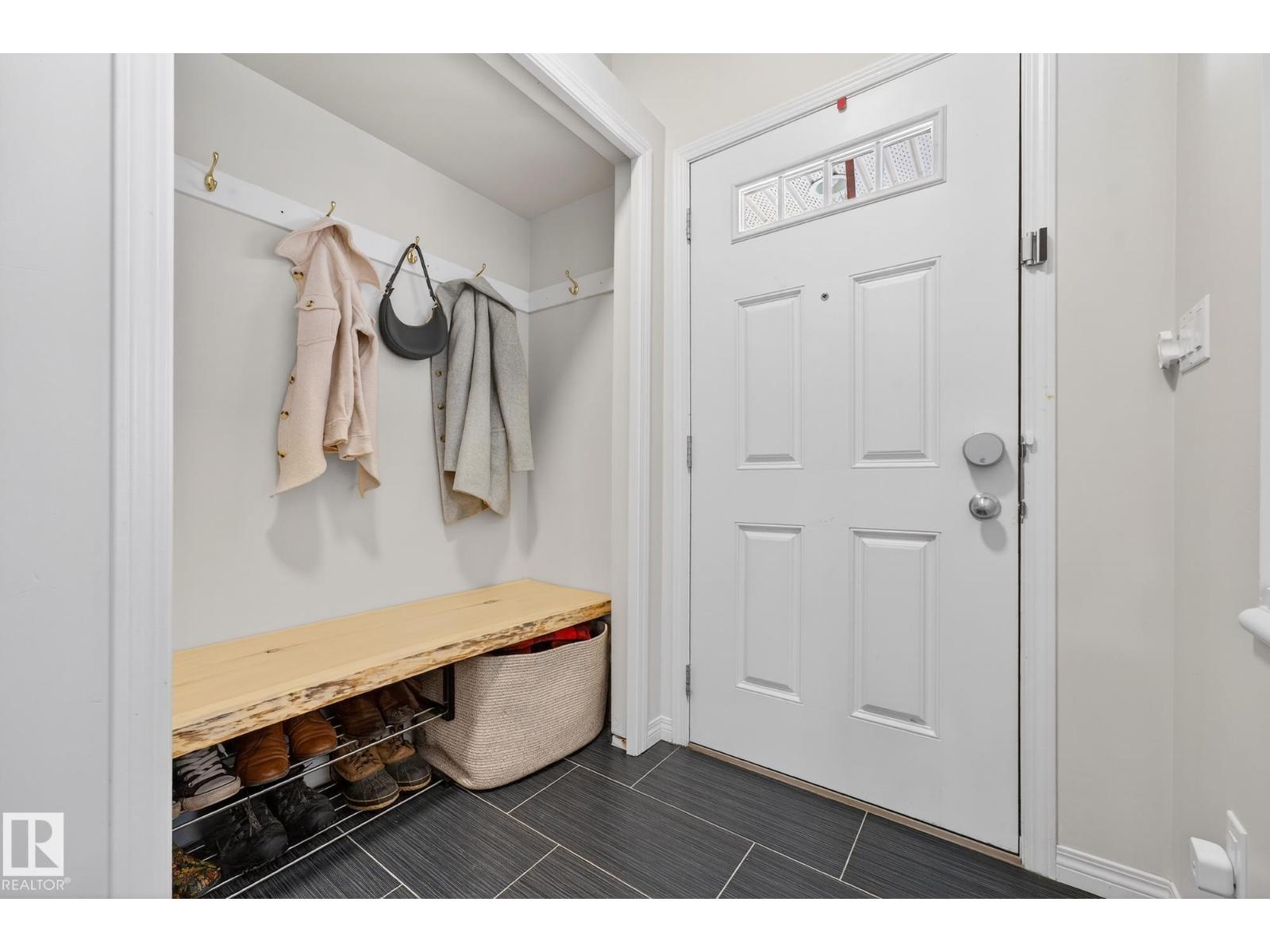 1015 East Bend Nw, Edmonton, Alberta  T6M 0V4 - Photo 4 - E4480472