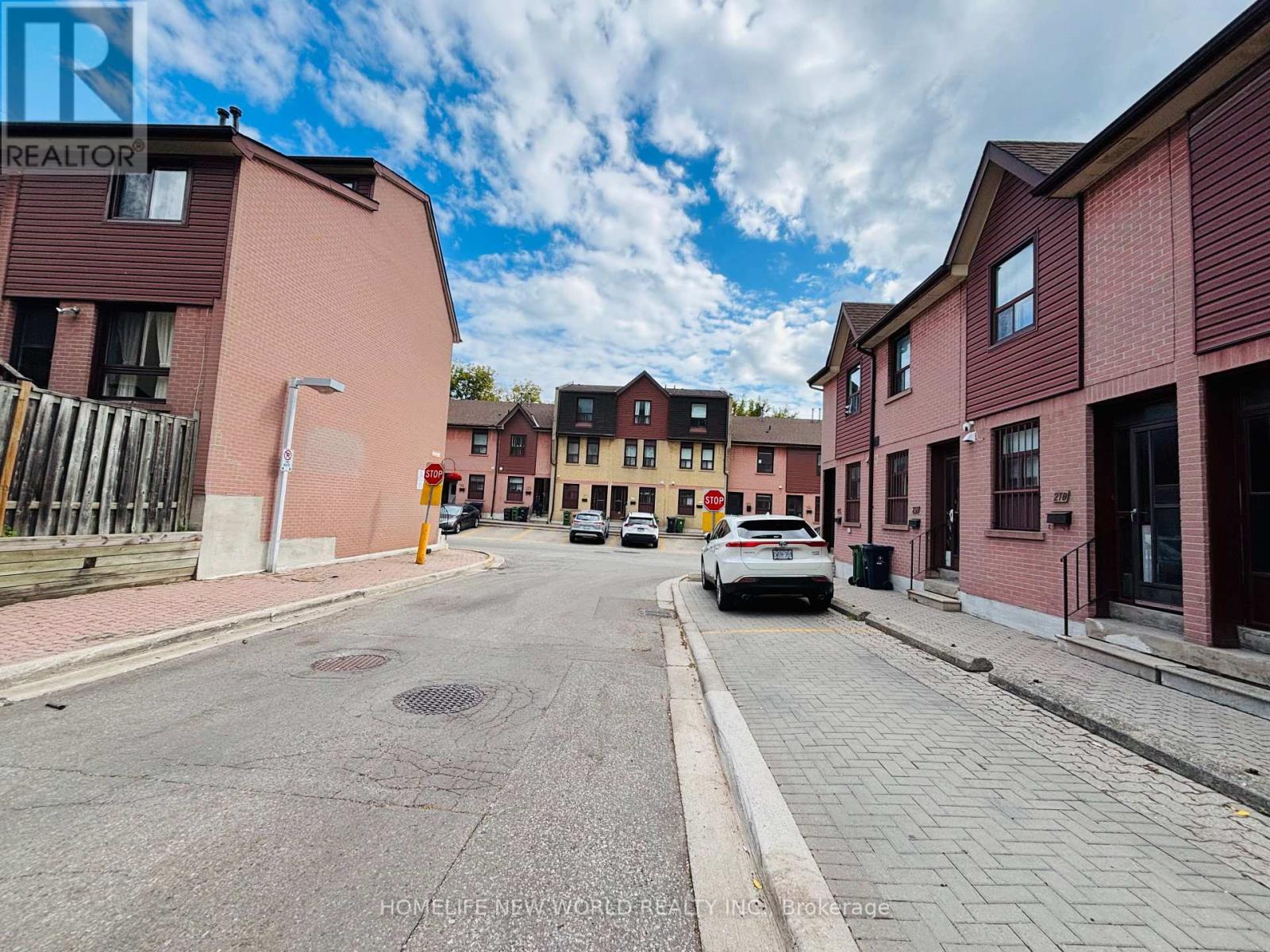 206 - 275 BROADVIEW AVENUE, Toronto, Ontario