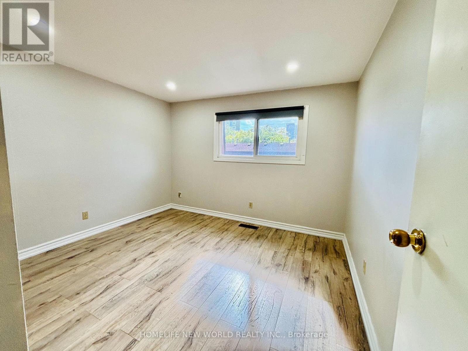 206 - 275 Broadview Avenue, Toronto, Ontario  M4M 3H5 - Photo 13 - E12954600