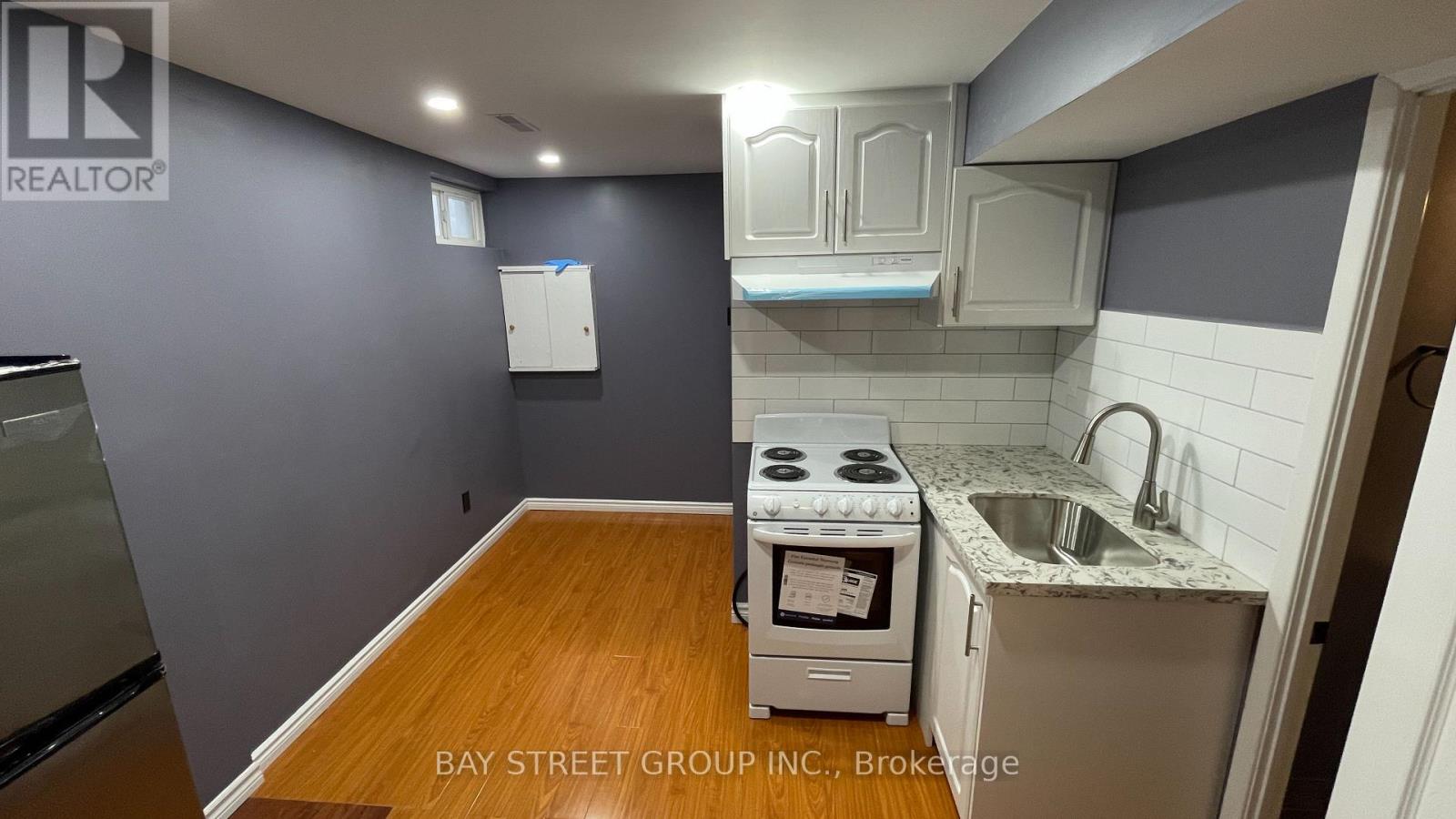 95 Miley Drive, Markham, Ontario  L3R 4V2 - Photo 6 - N12954566