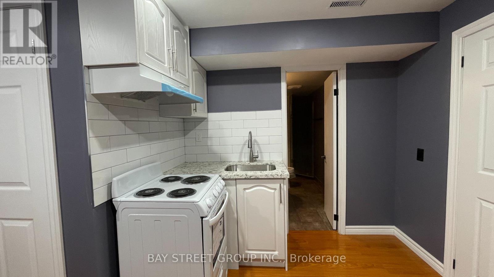 95 Miley Drive, Markham, Ontario  L3R 4V2 - Photo 7 - N12954566