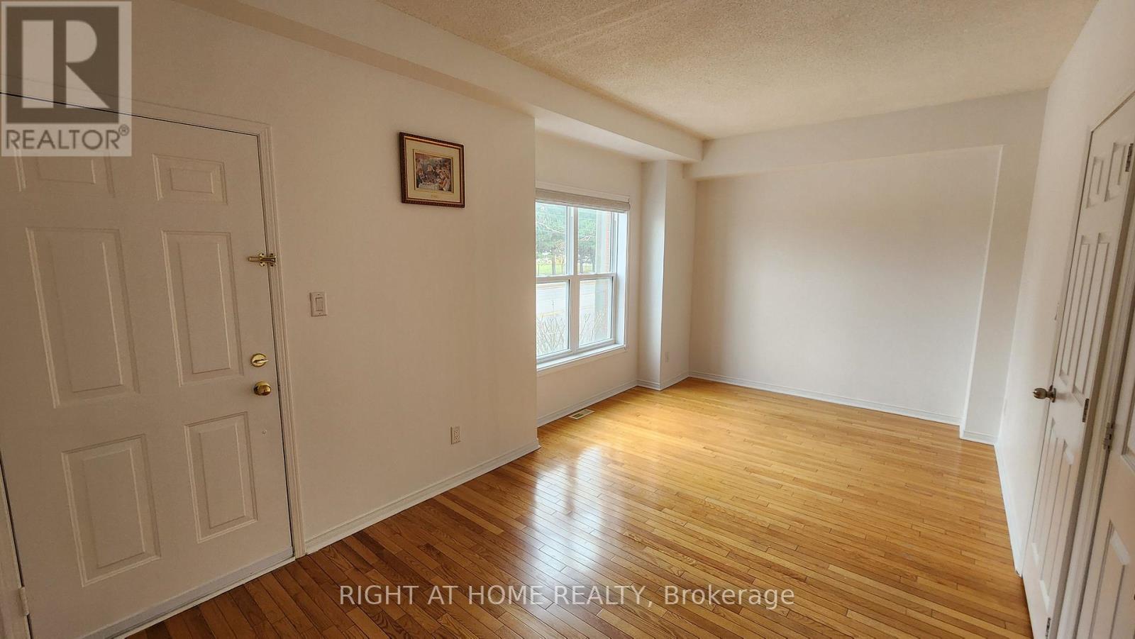 9 Maple Park Way, Markham, Ontario  L6G 1C5 - Photo 4 - N12954594