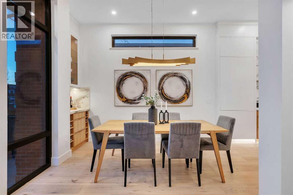 2008 8 Avenue SE, Calgary, Alberta  T2G 0N7 - Photo 3 - A2297005