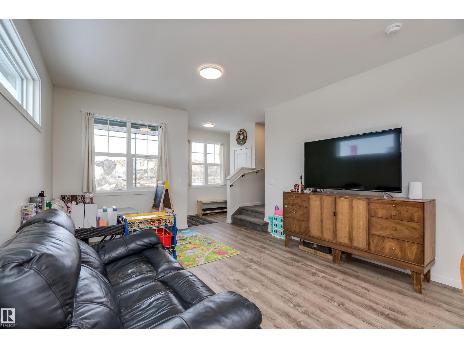 330 Edgemont Dr Nw, Edmonton, Alberta  T6M 3G7 - Photo 11 - E4480475