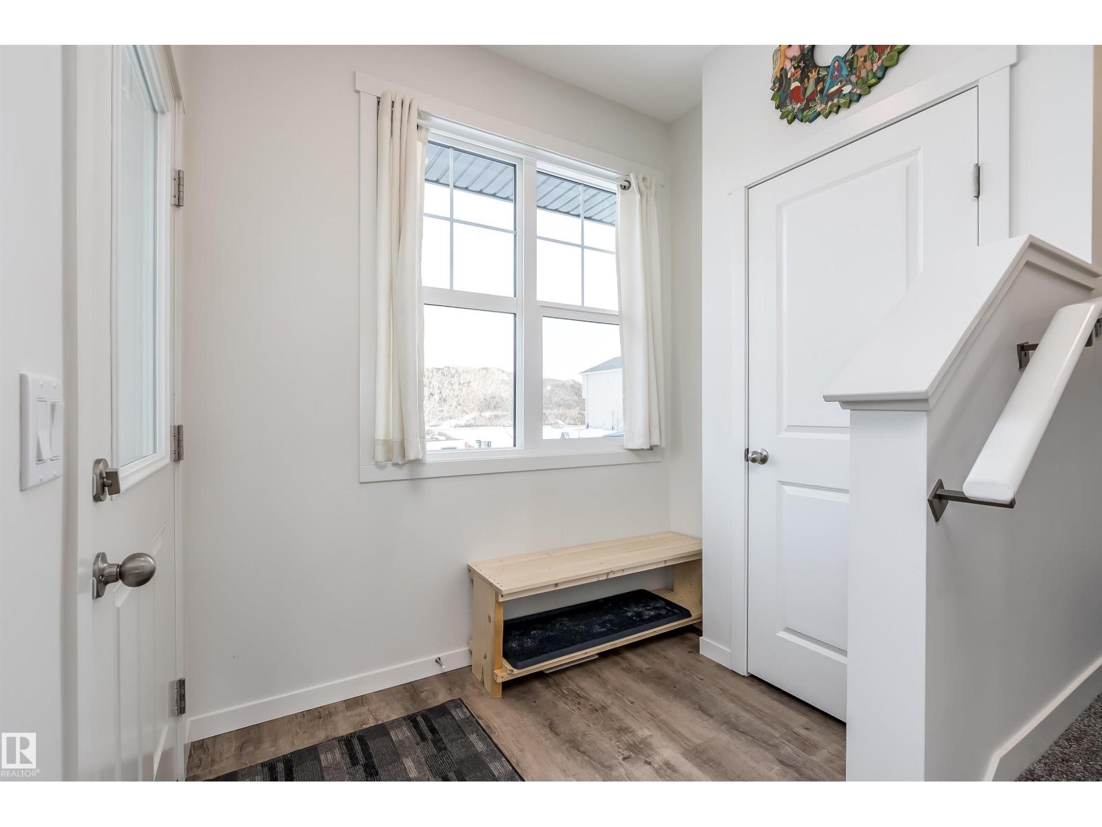 330 Edgemont Dr Nw, Edmonton, Alberta  T6M 3G7 - Photo 5 - E4480475