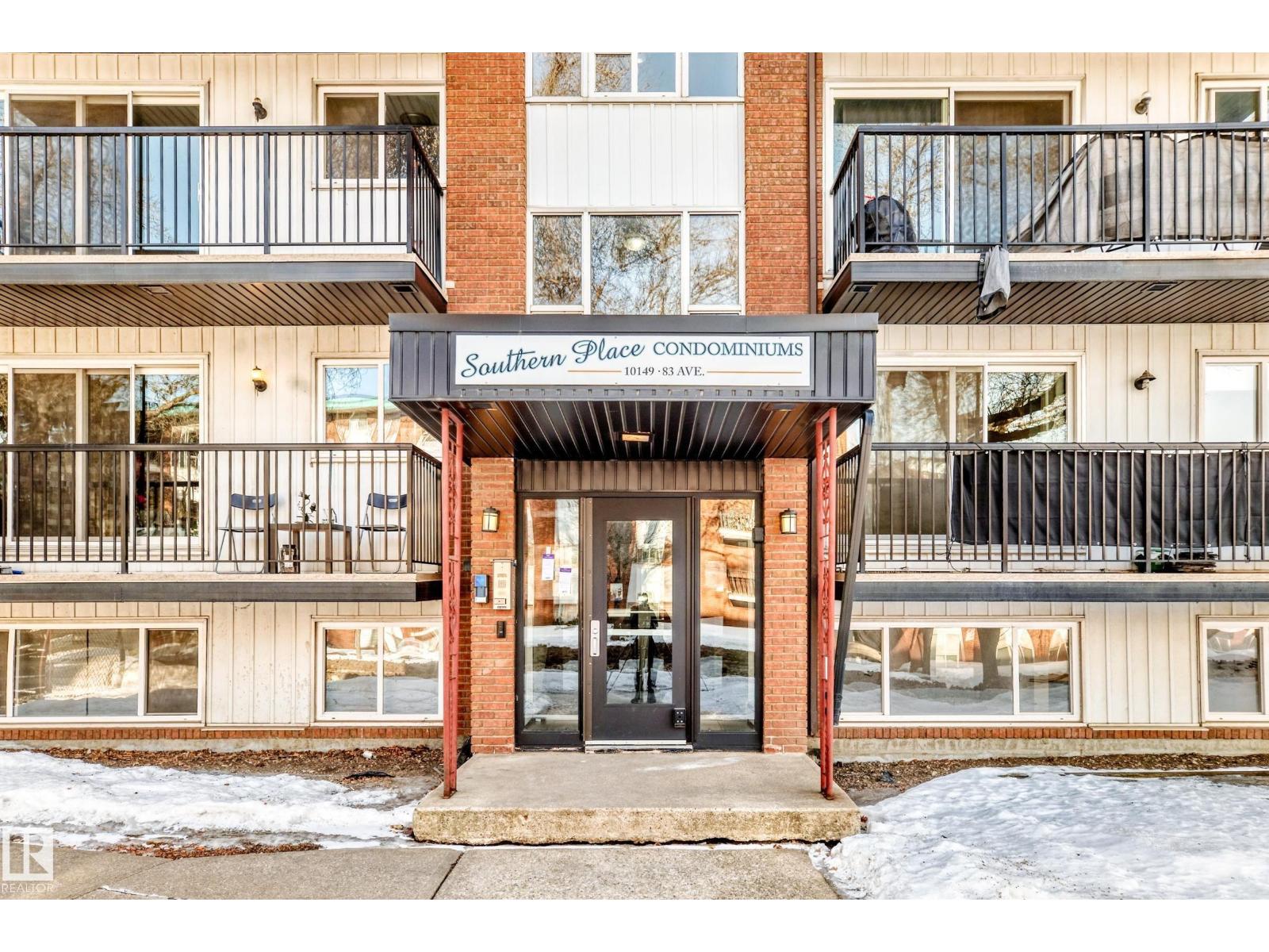 #102 10149 83 Av Nw, Edmonton, Alberta  T6E 2C5 - Photo 3 - E4480476