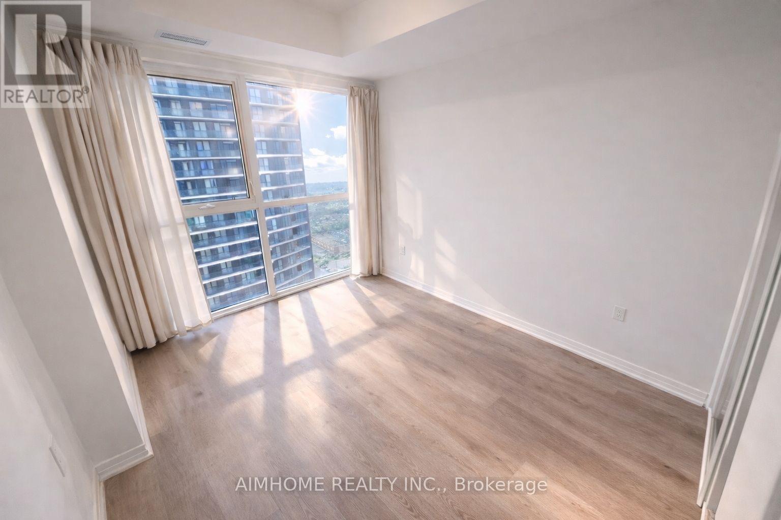 2904 - 15 Watergarden Drive, Mississauga, Ontario  L5R 0H4 - Photo 17 - W12946994