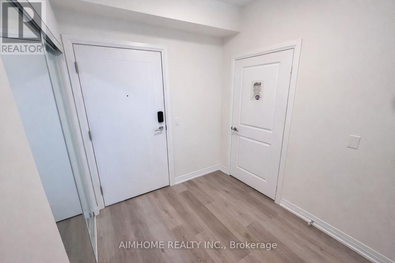 2904 - 15 Watergarden Drive, Mississauga, Ontario  L5R 0H4 - Photo 6 - W12946994