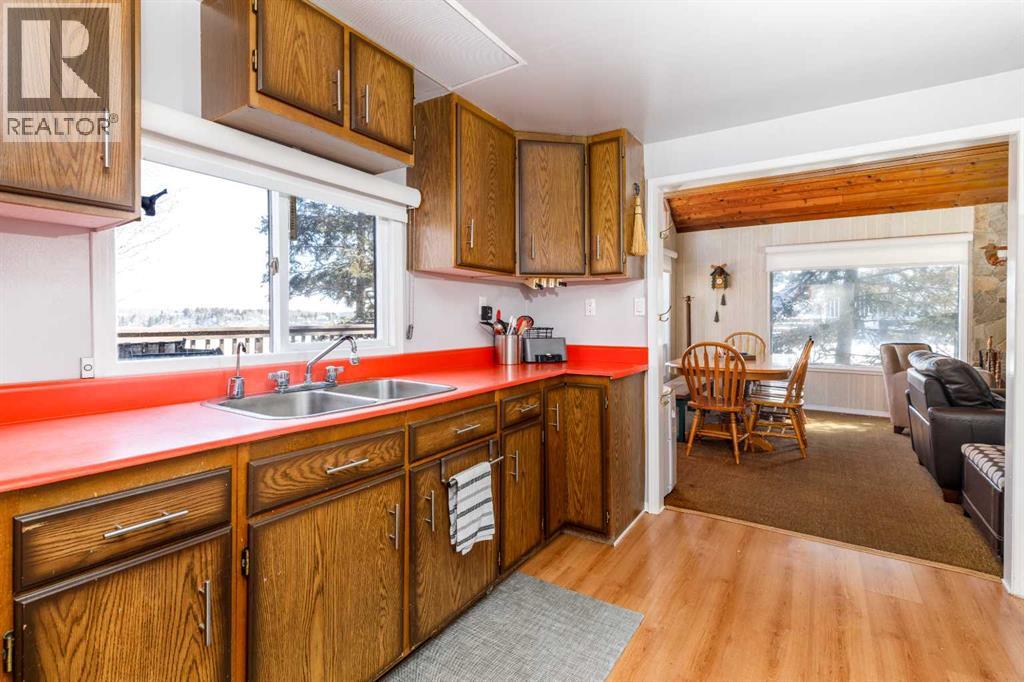 105, 25054 South Pine Lake Road, Rural Red Deer County, Alberta  T0M 1R0 - Photo 8 - A2296378