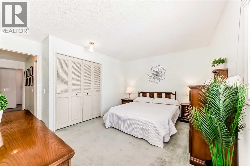 752 Cedarille Way Sw, Calgary, Alberta  T2W 2G7 - Photo 18 - A2295915