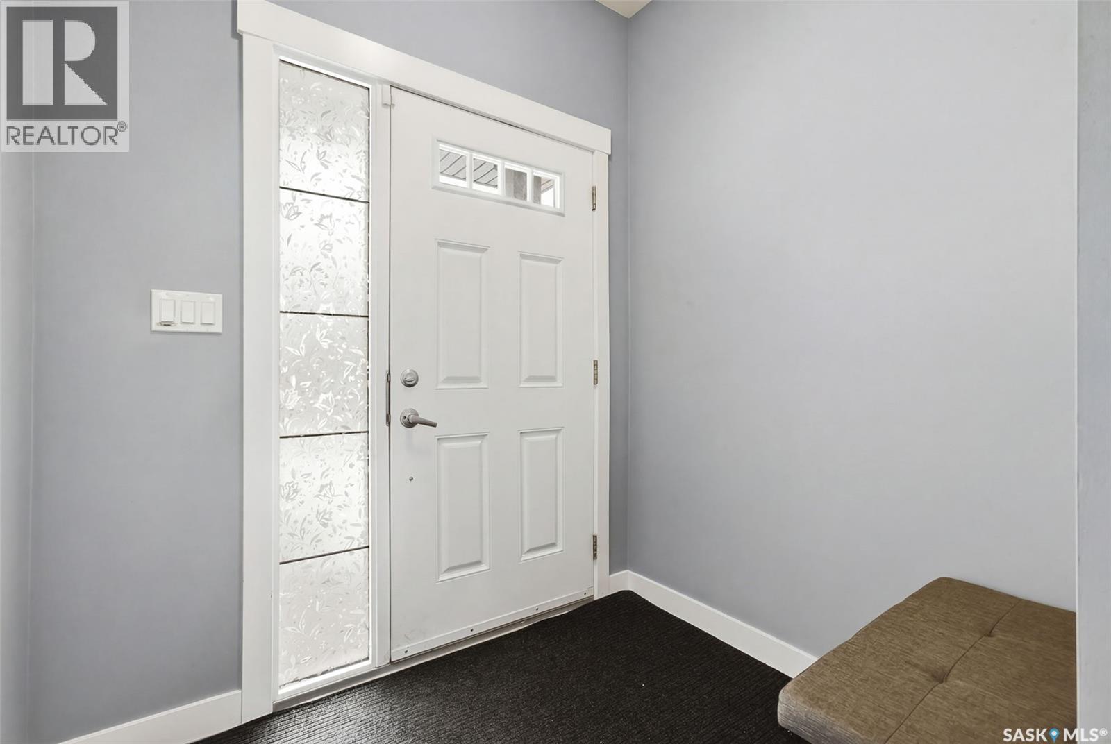 4609 Green Rock Road E, Regina, Saskatchewan  S4V 3K8 - Photo 3 - SK031944