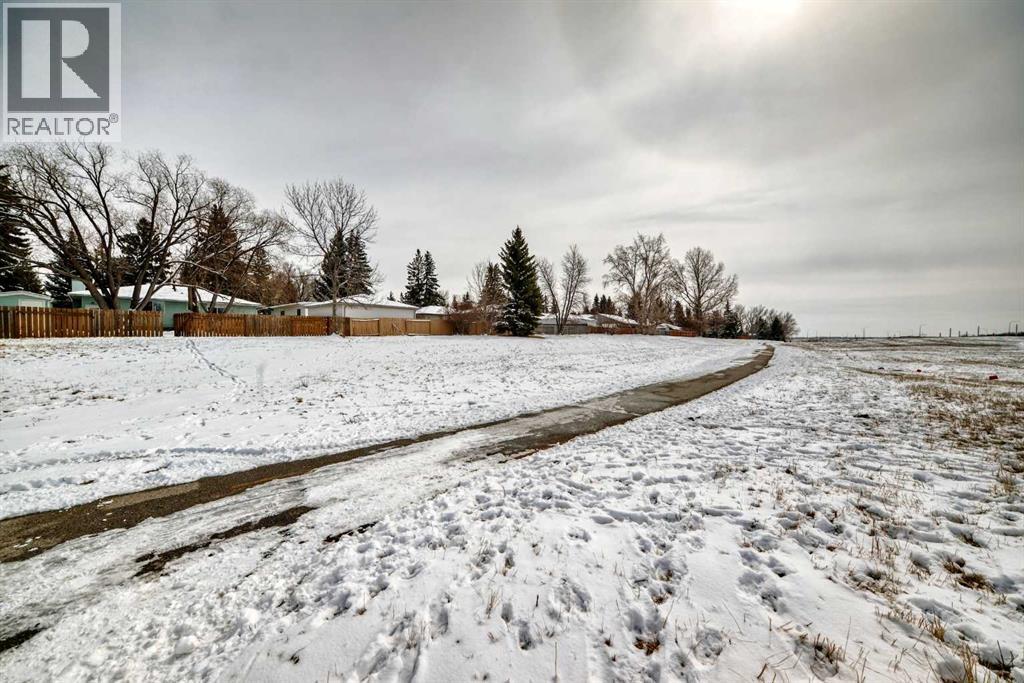 752 Cedarille Way Sw, Calgary, Alberta  T2W 2G7 - Photo 45 - A2295915