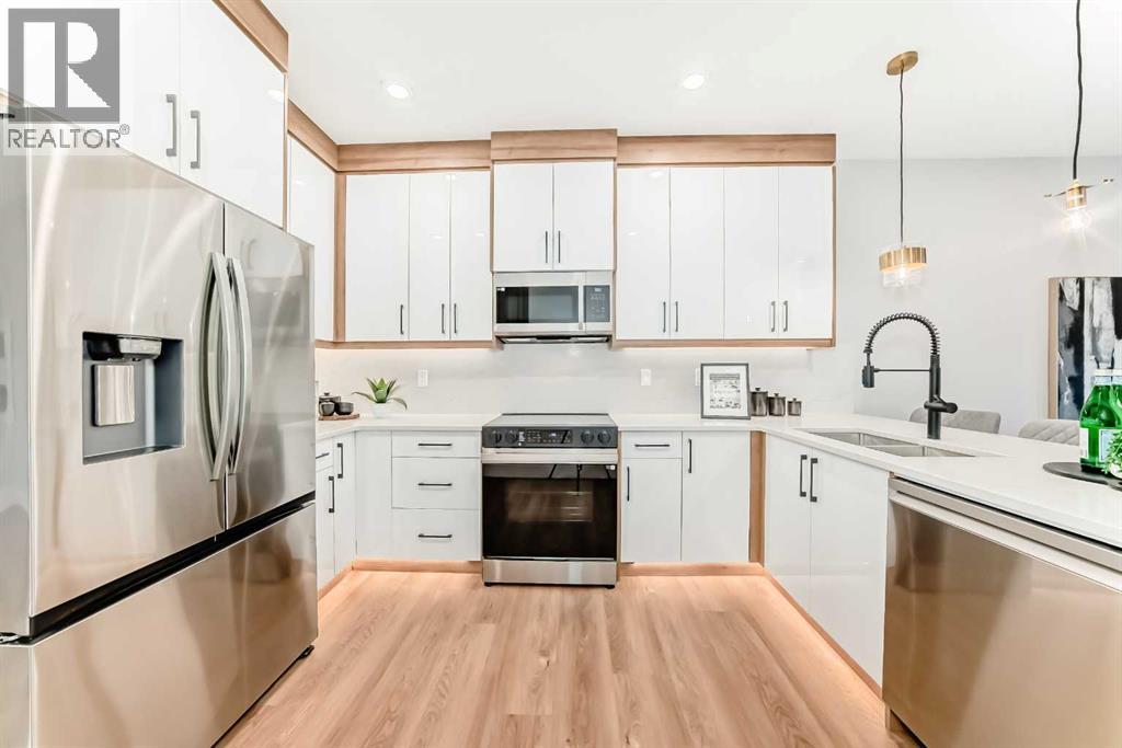 722 53 Avenue SW, Calgary, Alberta  T2V 0C3 - Photo 8 - A2297275