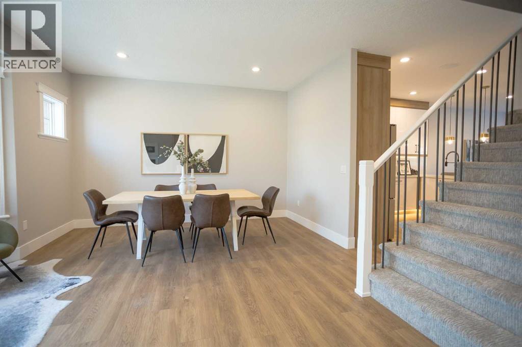 722 53 Avenue SW, Calgary, Alberta  T2V 0C3 - Photo 4 - A2297275