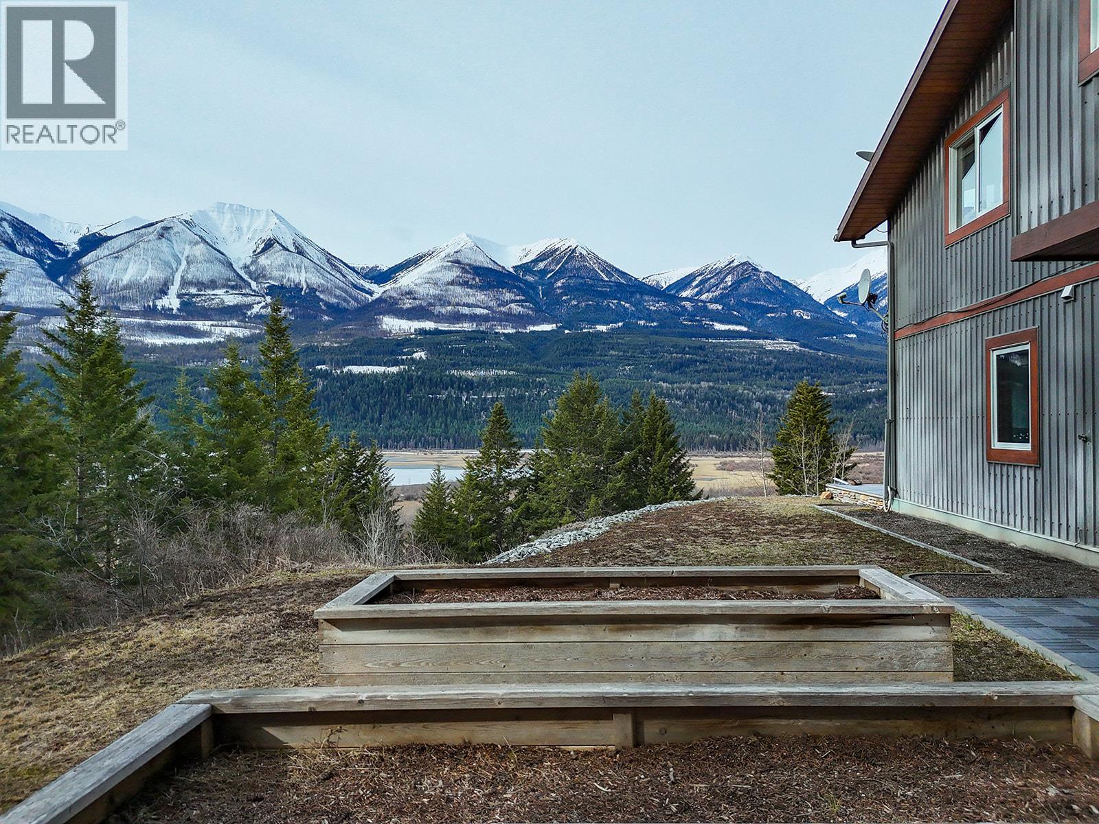 1756 Highway 95 Highway, Golden, British Columbia  V0A 1H0 - Photo 54 - 10381893