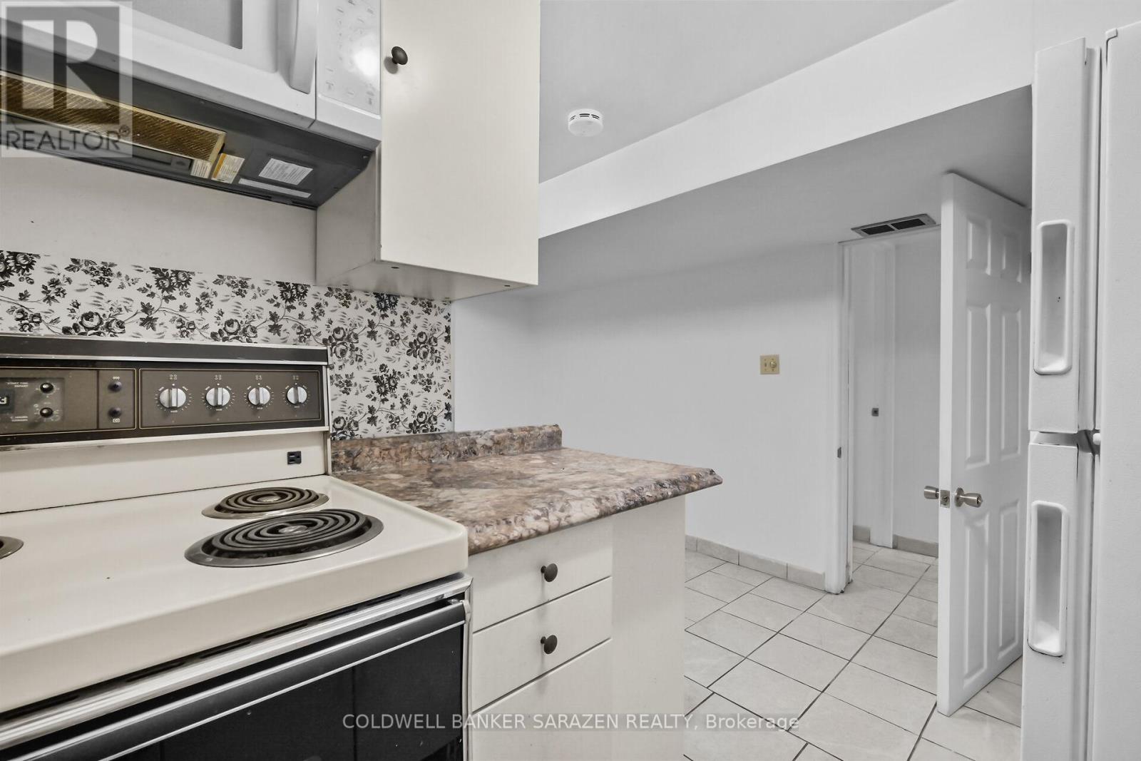 911 Blair Road, Ottawa, Ontario  K1J 7M8 - Photo 22 - X12954626