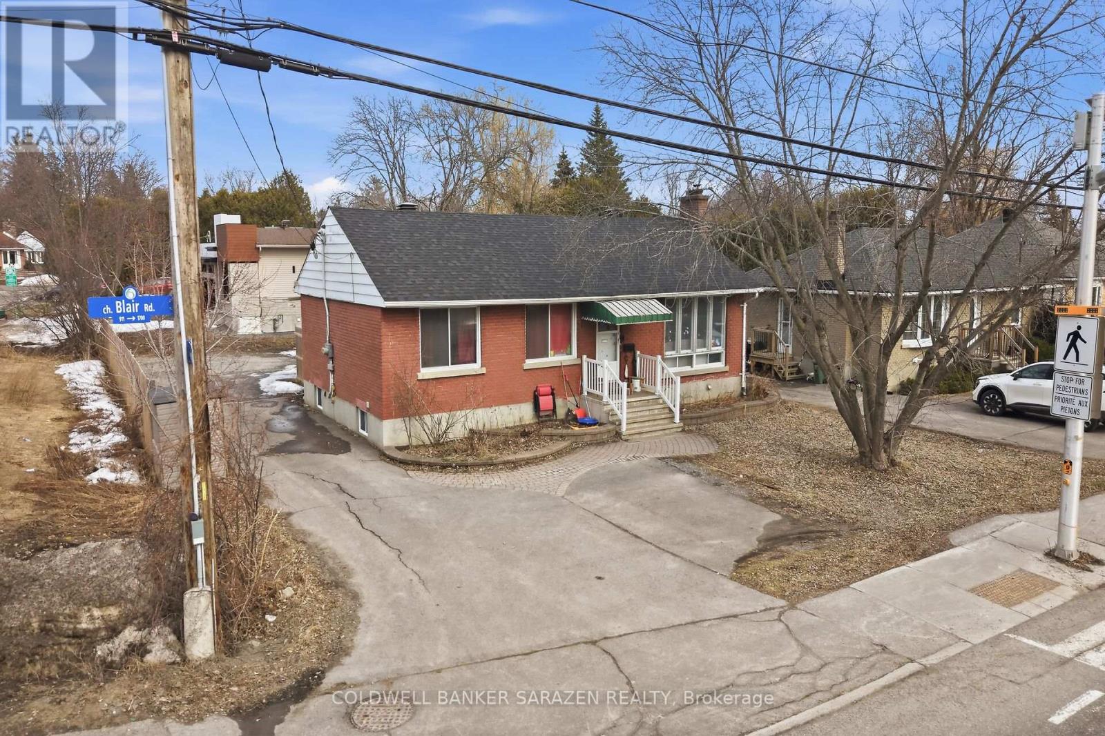 911 Blair Road, Ottawa, Ontario  K1J 7M8 - Photo 4 - X12954626