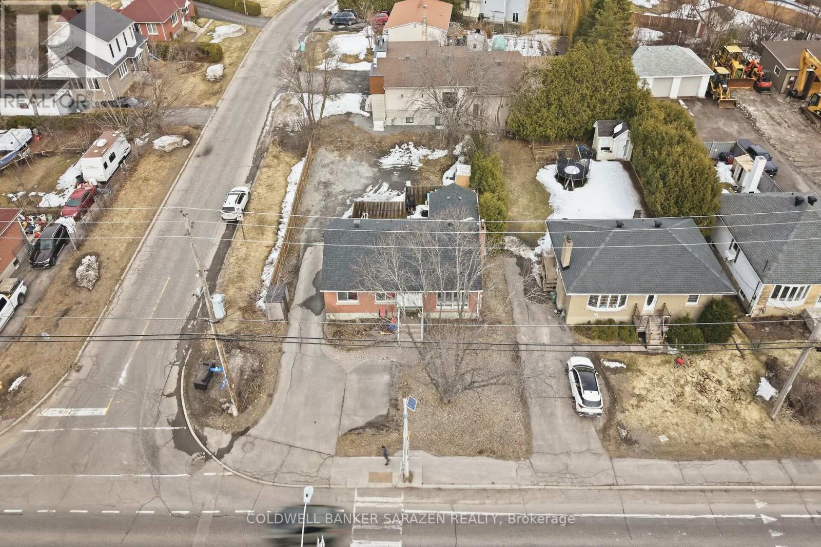 911 Blair Road, Ottawa, Ontario  K1J 7M8 - Photo 6 - X12954626